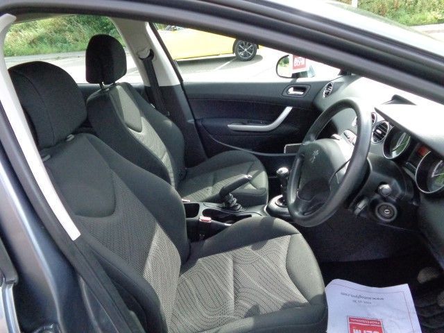 2009 Peugeot 308 1.4 XL 5d image 9