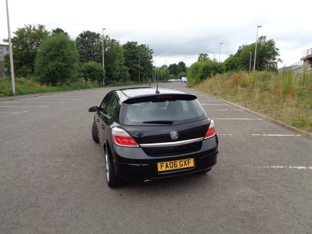 2006 Vauxhall Astra 1.9 SRI CDTI 5d image 3