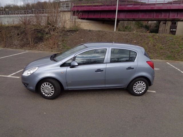 2008 Vauxhall Corsa 1.2 5d image 2