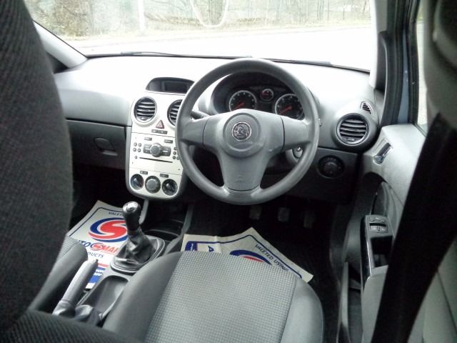 2008 Vauxhall Corsa 1.2 5d image 8