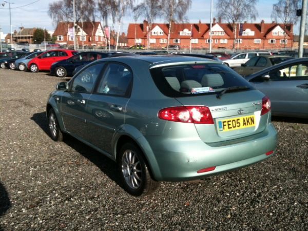 2005 Daewoo Lacetti 1.6 SX image 6