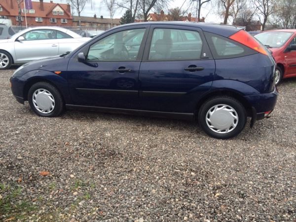 2000 Ford Focus 1.8 TDi image 4