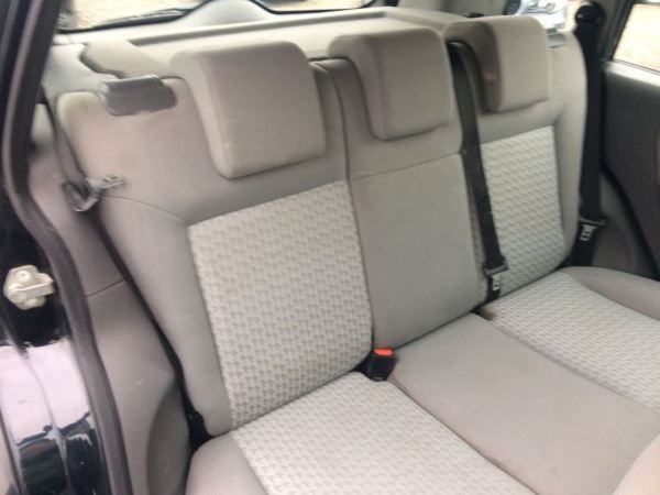 2003 Ford Fusion 1.6 image 7