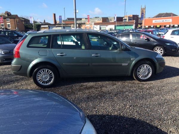 2006 Renault Megane 1.6 VVT image 6