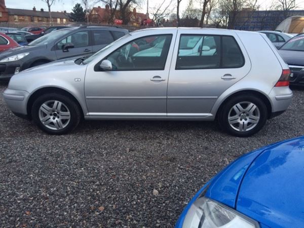 2002 Volkswagen Golf 1.9 GT TDI image 4