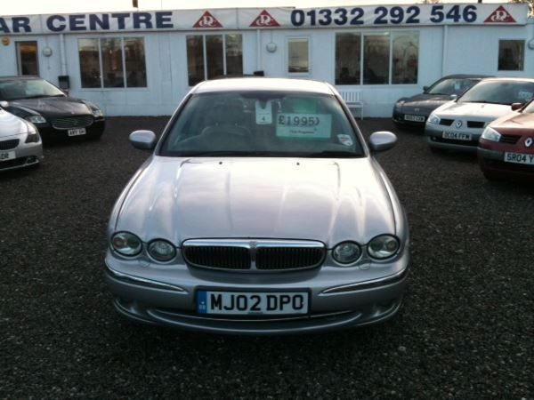 2002 Jaguar X-Type 2.5 V6 SE image 5