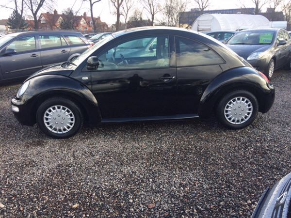 2001 Volkswagen Beetle 2.0 image 4