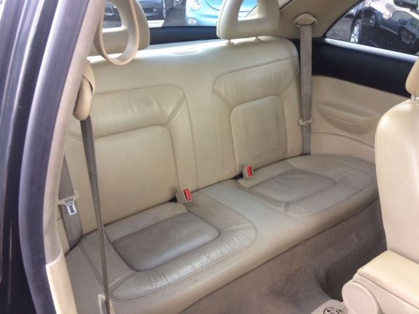 2001 Volkswagen Beetle 2.0 image 7