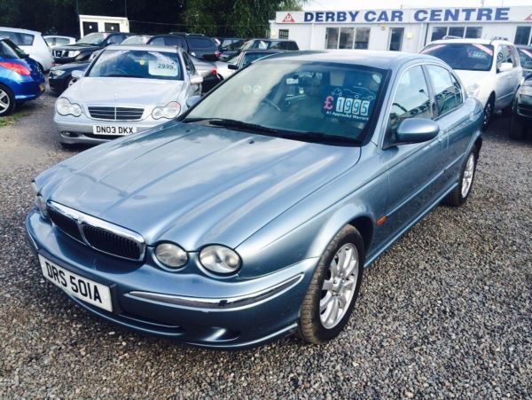 2002 Jaguar X-Type 2.5 V6 SE image 3