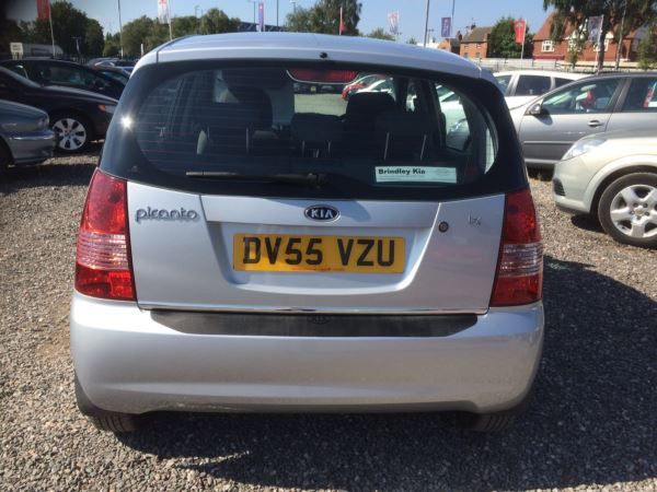 2005 Kia Picanto 1.1 LX image 5