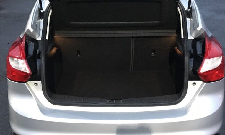 2012 Ford Focus 1.6 Ti-VCT Zetec 5dr image 6