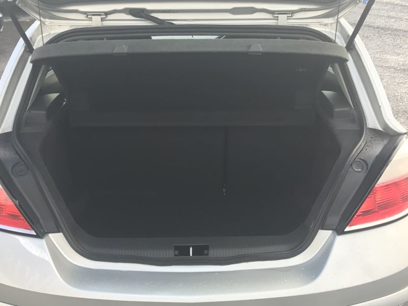 2005 Vauxhall Astra 1.6 i 16v 5dr image 6