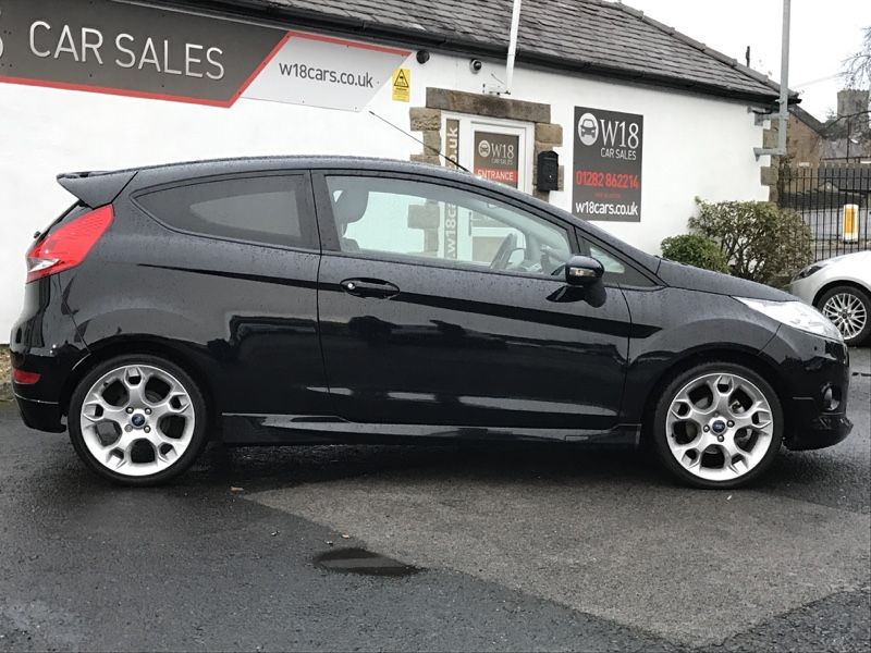 2009 Ford Fiesta 1.6 Zetec S 3dr image 2