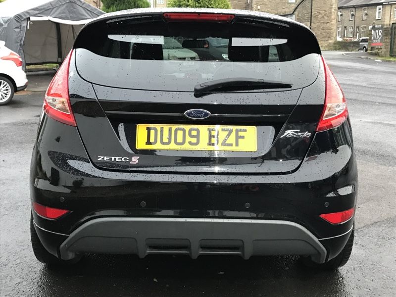 2009 Ford Fiesta 1.6 Zetec S 3dr image 3