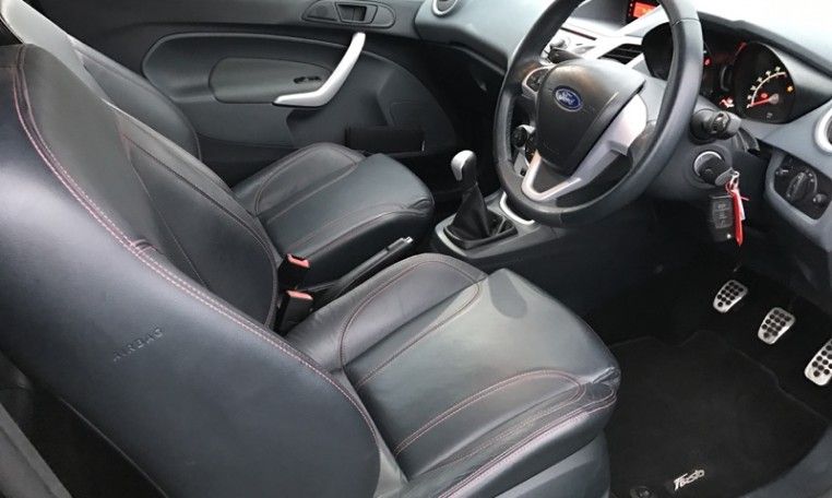 2009 Ford Fiesta 1.6 Zetec S 3dr image 7