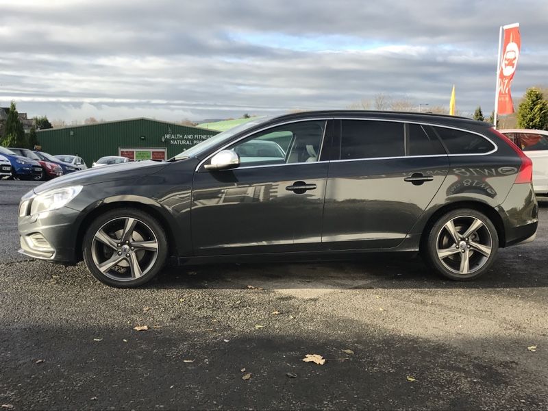2013 Volvo V60 1.6 D2 R-Design 5dr image 4