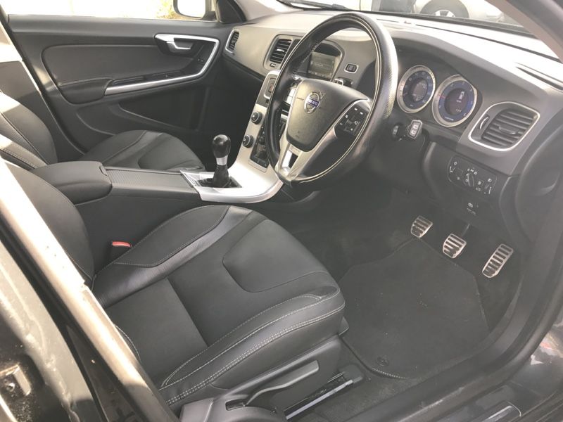 2013 Volvo V60 1.6 D2 R-Design 5dr image 7