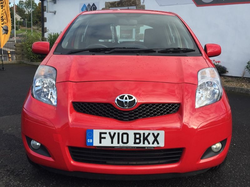 2010 Toyota Yaris 1.33 VVT-i TR 5dr image 5