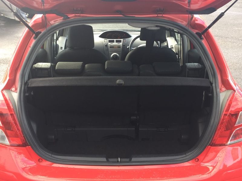 2010 Toyota Yaris 1.33 VVT-i TR 5dr image 6
