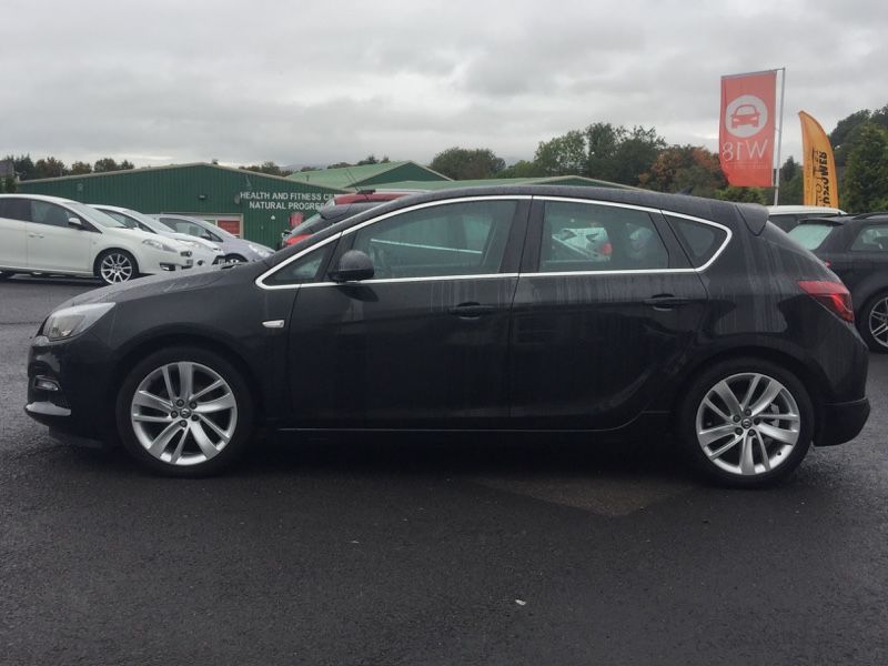 2014 Vauxhall Astra 1.6 i VVT 16v GT 5dr image 4