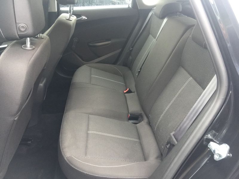 2014 Vauxhall Astra 1.6 i VVT 16v GT 5dr image 8