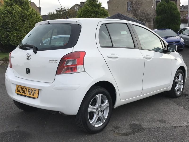 2010 Toyota Yaris 1.4 D-4D TR 5dr image 4