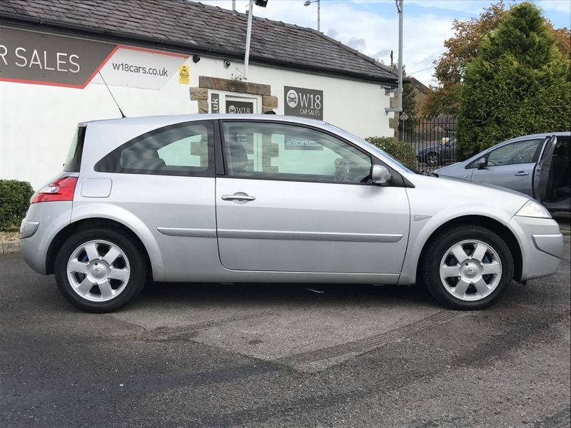 2008 Renault Megane 1.9 dCi 3dr image 2