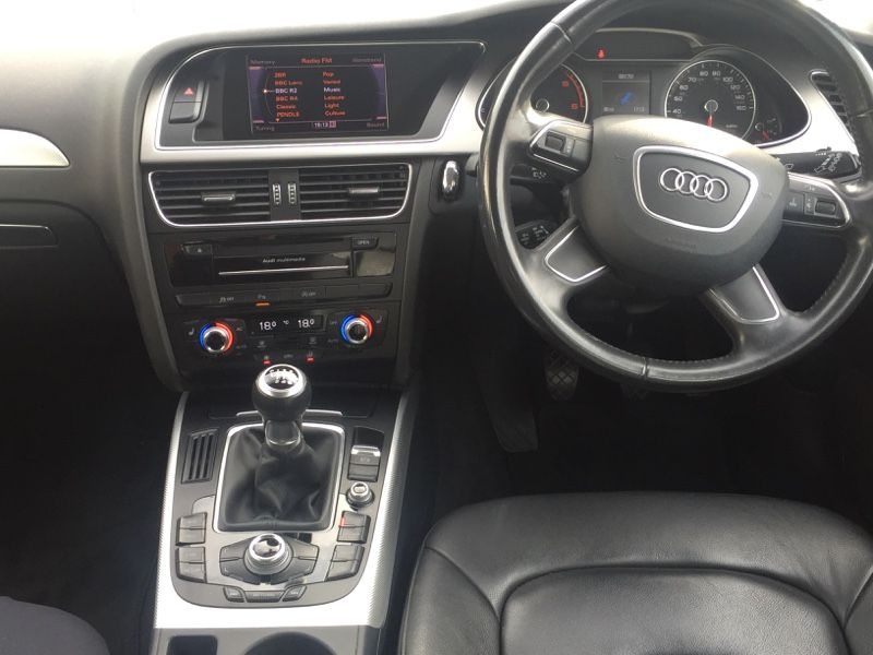 2012 Audi A4 Avant 2.0 TDI 5dr image 9