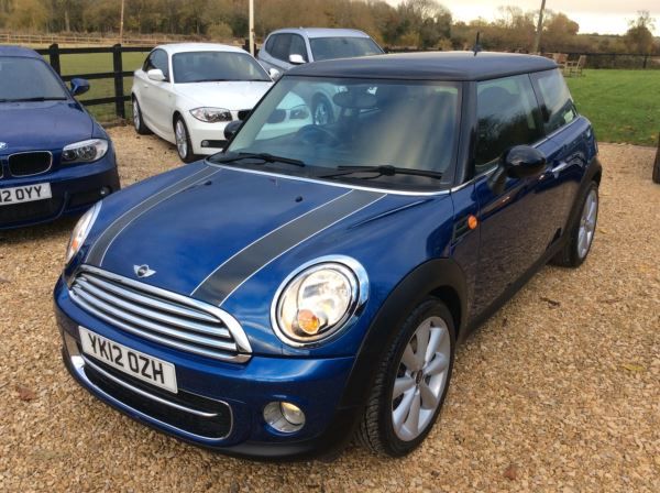 2012 MINI Hatchback 2.0 Cooper D 3dr image 1