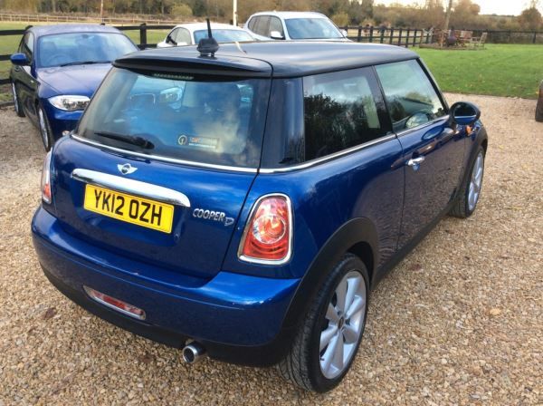 2012 MINI Hatchback 2.0 Cooper D 3dr image 4