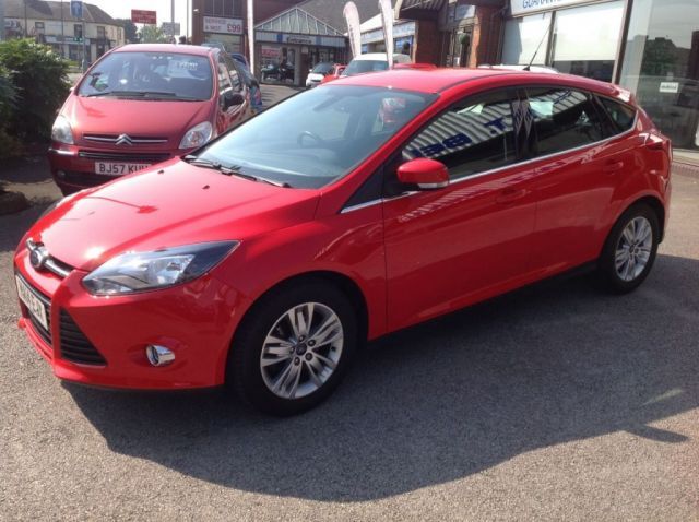 2014 Ford Focus 1.6 TDCI 5d image 2