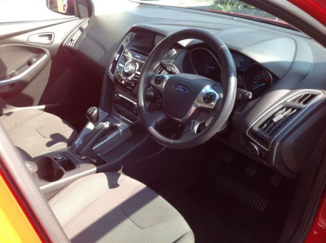 2014 Ford Focus 1.6 TDCI 5d image 6