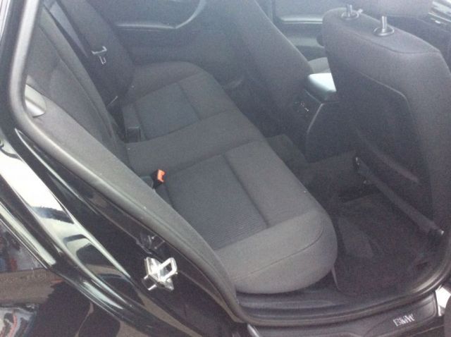 2010 BMW 3 Series 2.0 320D SE 5d image 8