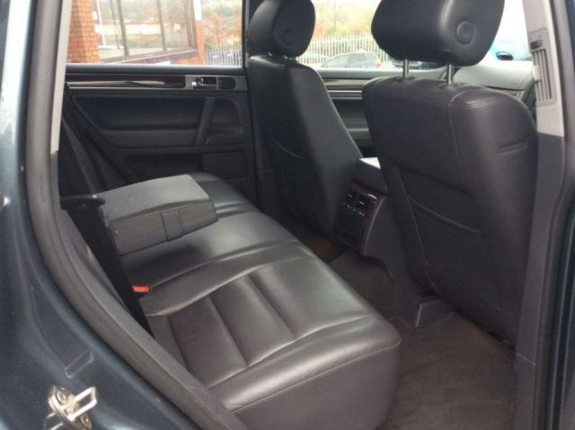 2005 Volkswagen Touareg 2.5 TDI Sport 5d image 7