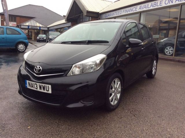 2013 Toyota Yaris 1.4 D-4D TR 5d image 3