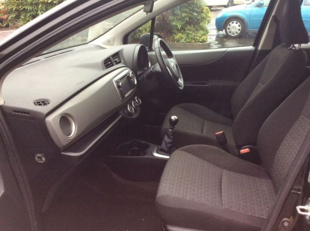2013 Toyota Yaris 1.4 D-4D TR 5d image 7