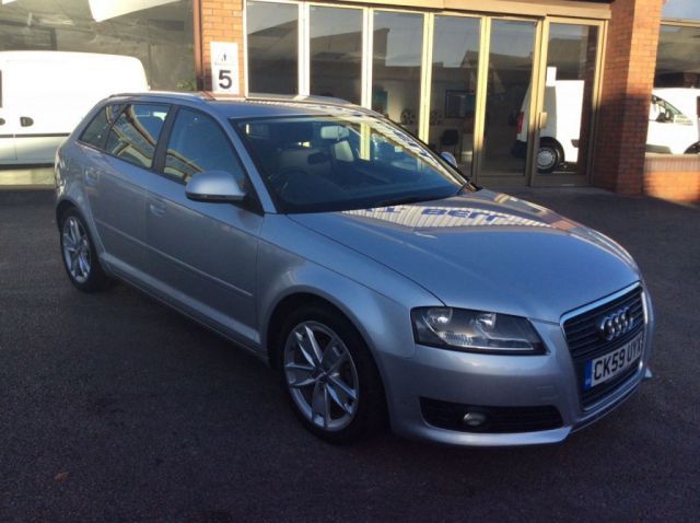 2010 AUDI A3 1.6 TDI Sport 5d image 1