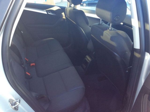 2010 AUDI A3 1.6 TDI Sport 5d image 8