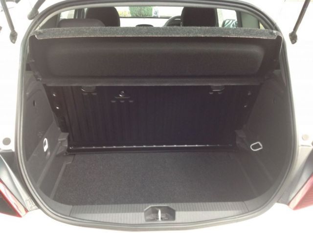 2013 Vauxhall Corsa 1.2 3d image 8