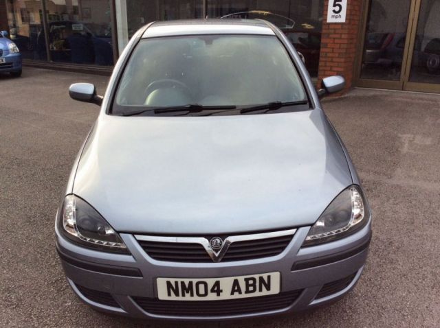 2004 Vauxhall Corsa 1.2 3d image 2