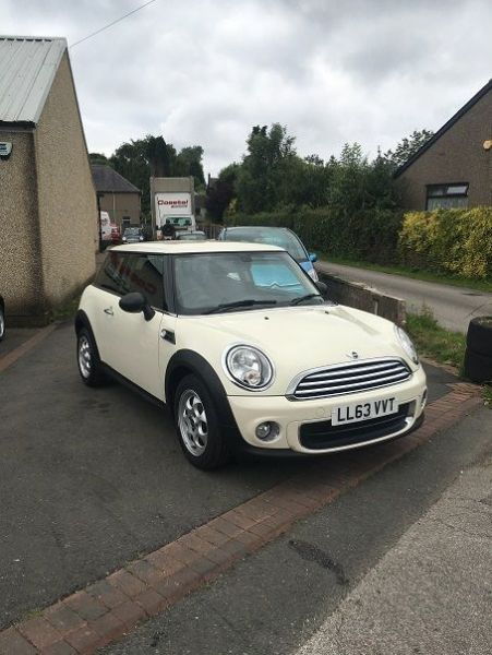 2013 Mini Hatch One 1.6 3D image 4