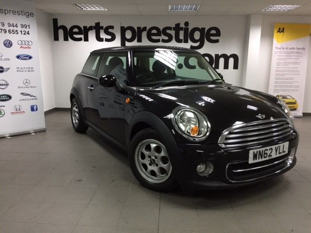 2012 MINI Cooper 1.6I 16V image 1
