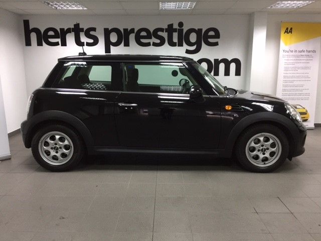 2012 MINI Cooper 1.6I 16V image 2
