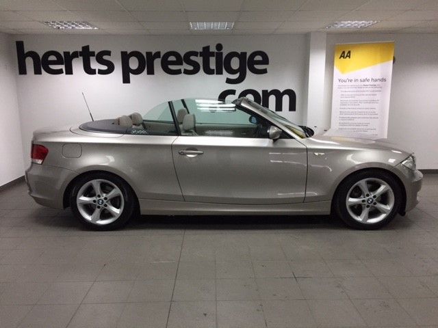 2008 BMW 120i SE image 2