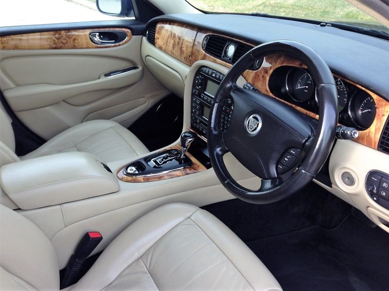 2008 Jaguar XJ Executive 2.7 V6 image 7