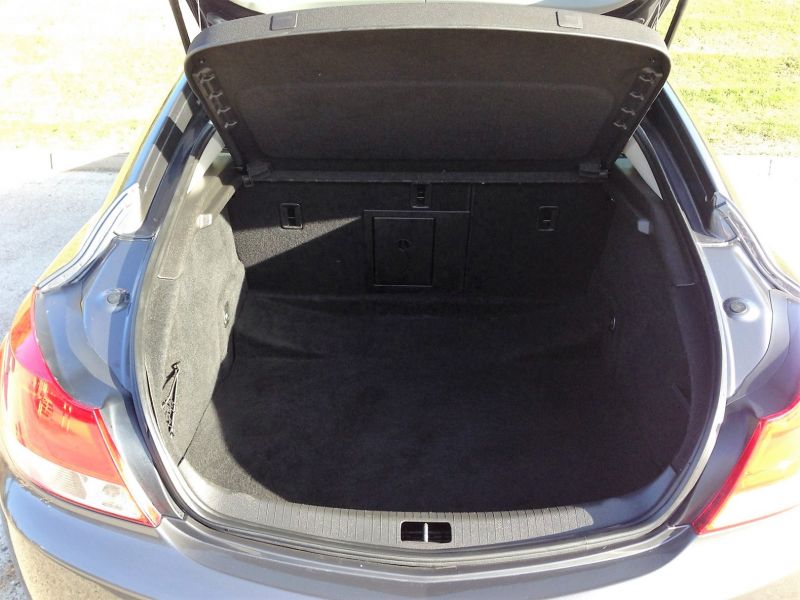 2009 Vauxhall Insignia image 10