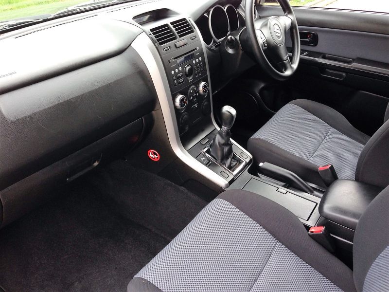 2006 Suzuki Grand Vitara 1.6 VVT image 8