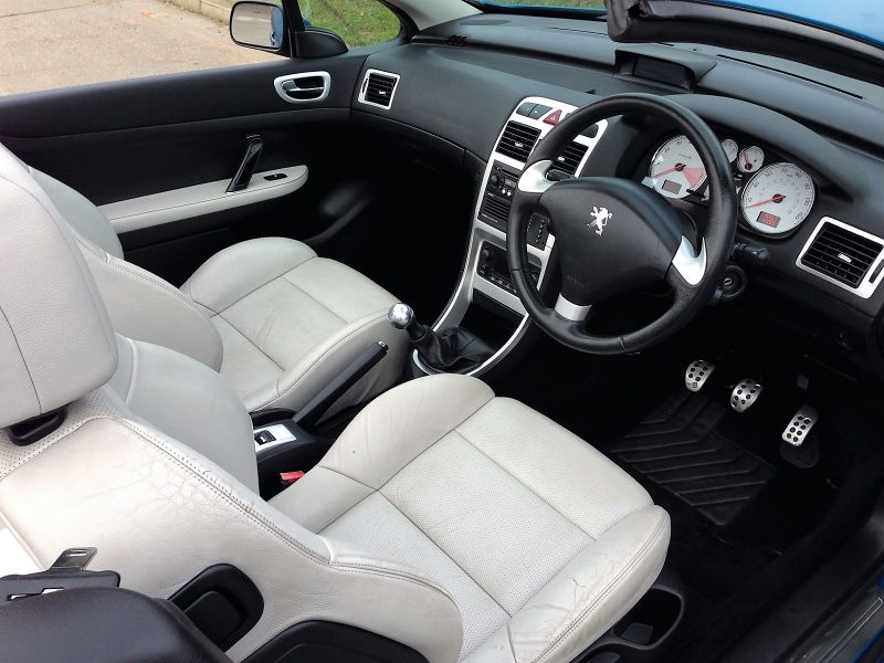 2007 Peugeot 307 CC 2.0 Sport image 9