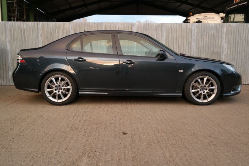 2009 Saab 9-3 AERO T image 4