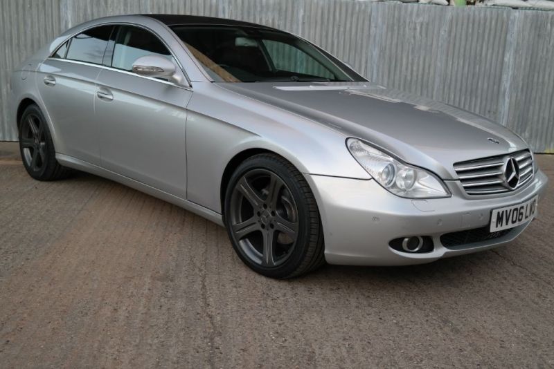 2006 Mercedes CLS CLS320 CDI image 1